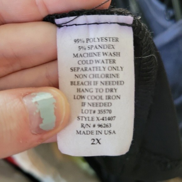 Tiffany & Grey Black Midi Skirt Side Slits Size 2X - Picture 5 of 6